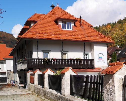 10 LETNICA REINTEGRACIJSKEGA CENTRA 10 LETNICA REINTEGRACIJSKEGA CENTRA